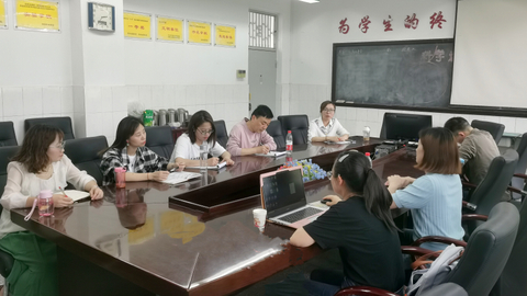 春蕾学校胡馨月老师在绵阳市组织的优质课展评中获一等奖(图2)