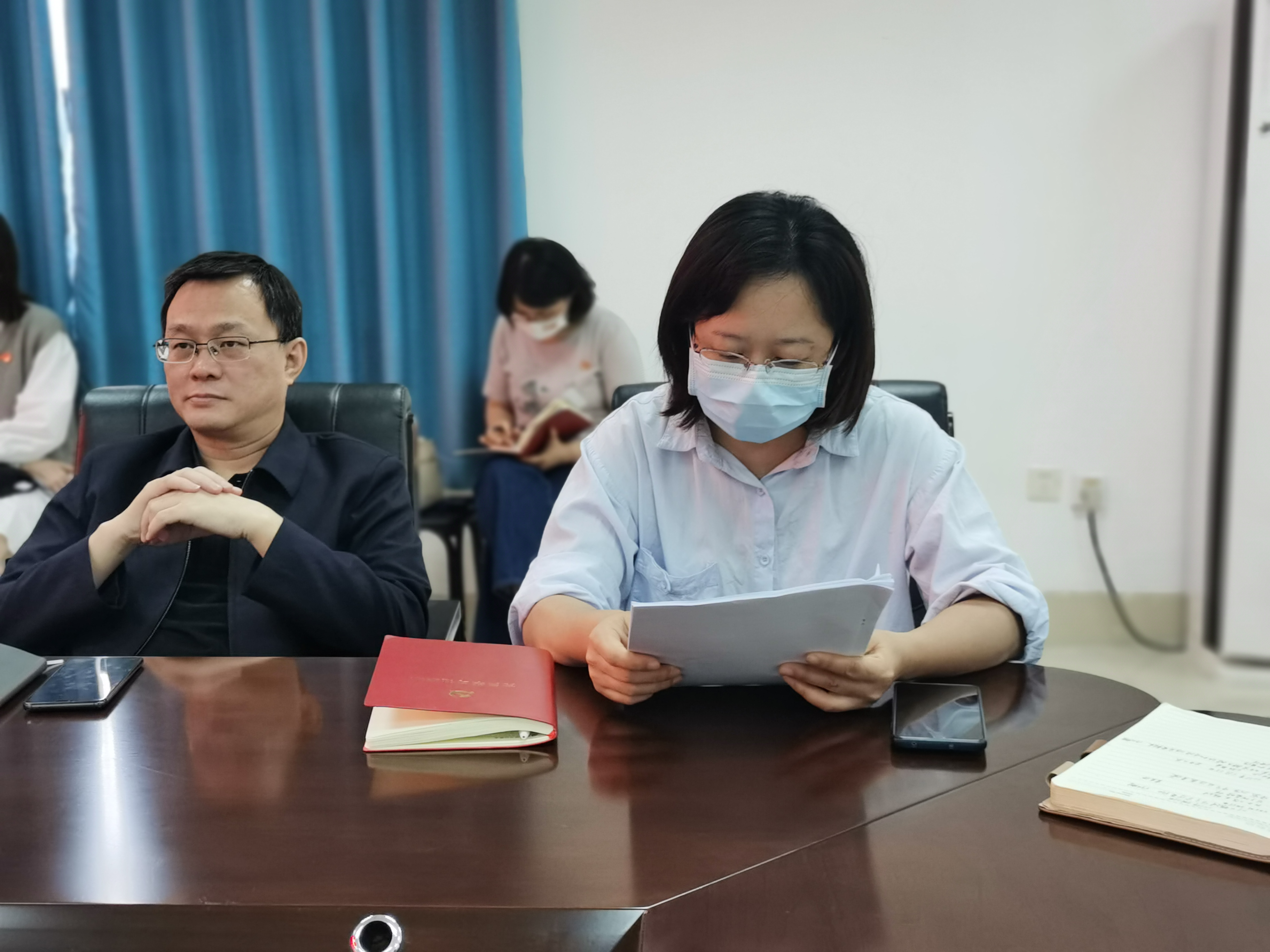 医疗与民政中心开展学习习近平新时代中国特色社会主义思想主题教育专题党课(图4) 医疗与民政中心开展学习习近平新时代中国特色社会主义思想主题教育专题党课(图4)