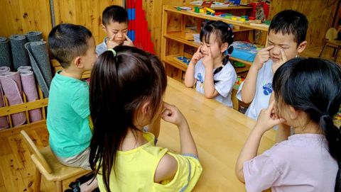 预防近视 || 从小养成爱眼用眼好习惯(图4)