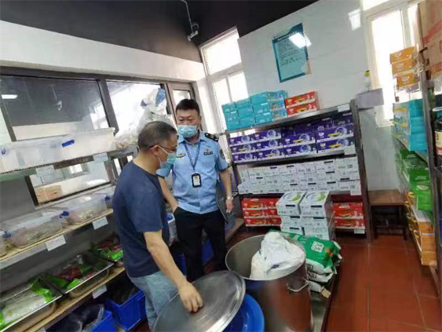 科学城市场监管局全力保障2023年高考期间食品安全(图2)