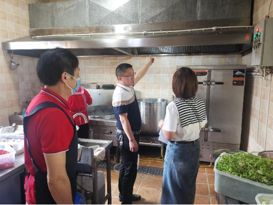 科学城民政局与科创园新区 开展养老机构安全生产交叉检查工作(图2) 科学城民政局与科创园新区 开展养老机构安全生产交叉检查工作(图2)