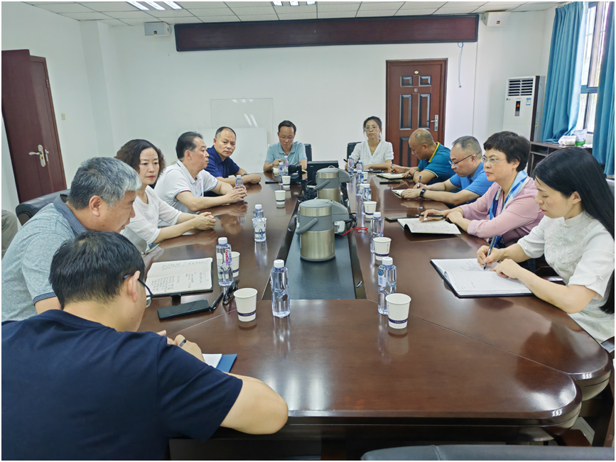 绵阳市委编办主任党海燕一行到科学城办事处交流调研(图2)
