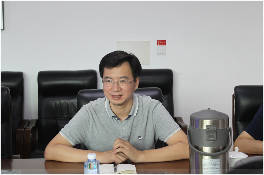 中石油绵阳销售公司党委书记庞西明一行来科学城办事处交流座谈(图2)