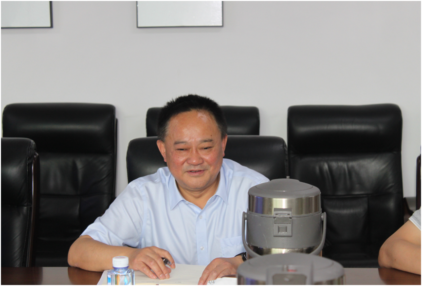 中石油绵阳销售公司党委书记庞西明一行来科学城办事处交流座谈(图4)