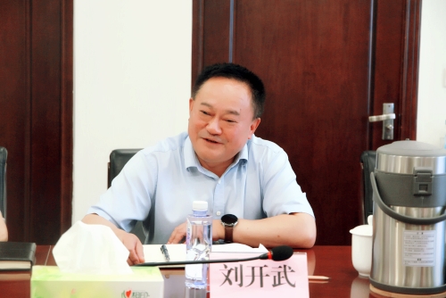 省国动联合办副主任洪波到科学城调研(图2) 省国动联合办副主任洪波到科学城调研(图2)