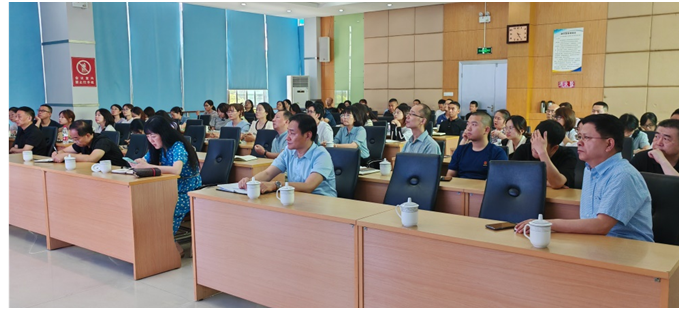 公管部党政办举办2023年 公文写作与应用知识培训(图3)