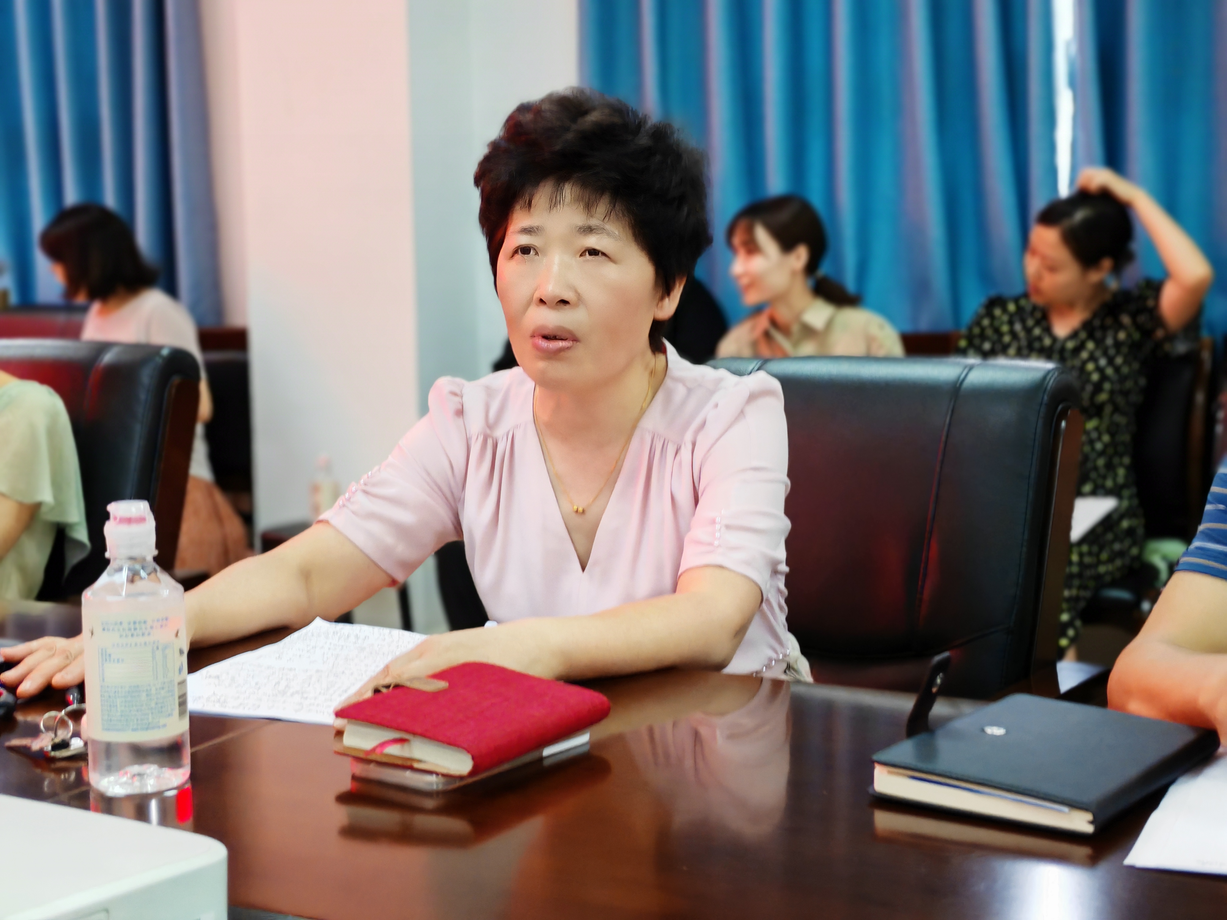 医疗与民政中心传达学习院第二巡视组巡视公管部党委情况反馈会暨公管部警示教育大会精神(图3)