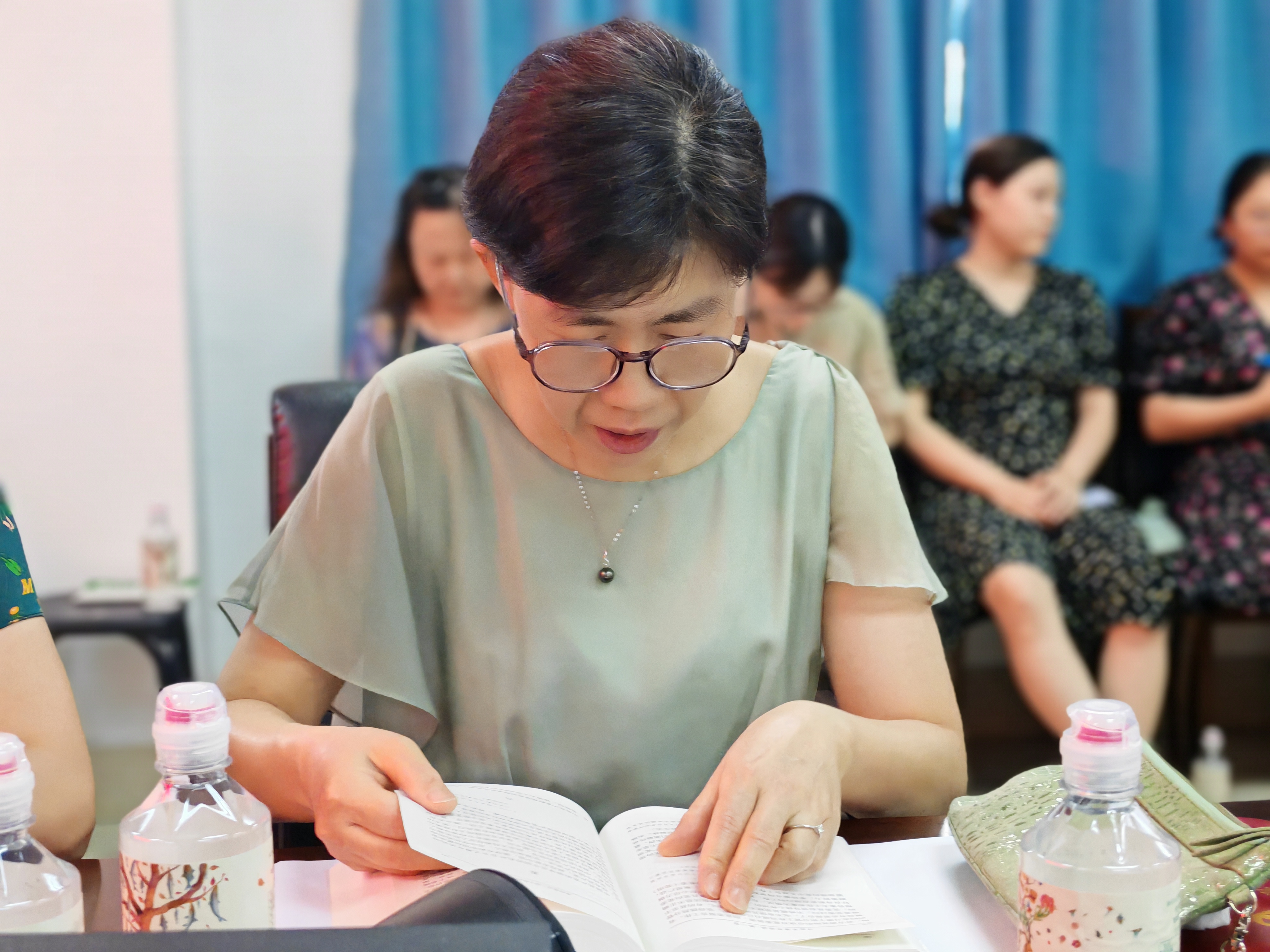 医疗与民政中心传达学习院第二巡视组巡视公管部党委情况反馈会暨公管部警示教育大会精神(图4)