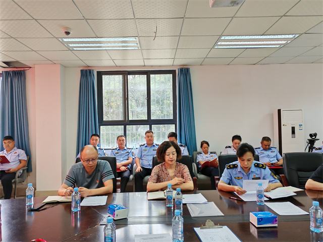 经管中心党支部召开主题教育专题组织生活会和巡视整改专题组织生活会(图2) 经管中心党支部召开主题教育专题组织生活会和巡视整改专题组织生活会(图2)