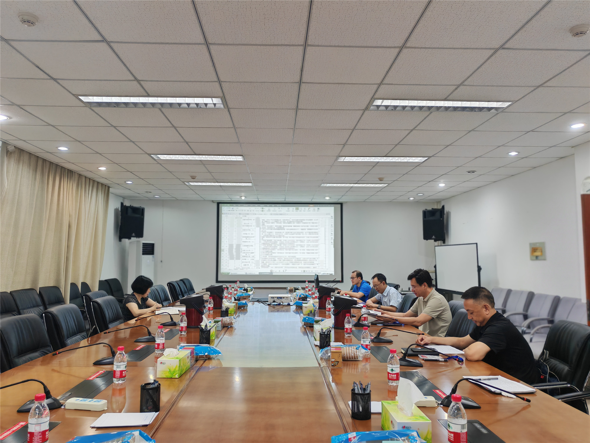 金秋助学暖学子 爱心助力成就梦想 ——中物院工会 科学城慈善总会开展2023年 “金秋助学”活动(图1) 金秋助学暖学子 爱心助力成就梦想 ——中物院工会 科学城慈善总会开展2023年 “金秋助学”活动(图1)