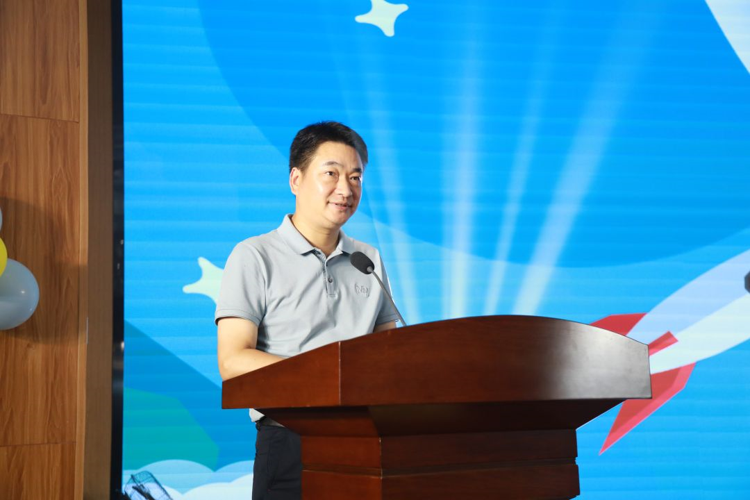 科技之光耀星空，祖国少年共成长——科学城一中&陕西省富平县青少年夏令营感受科技文化晚会(图3)