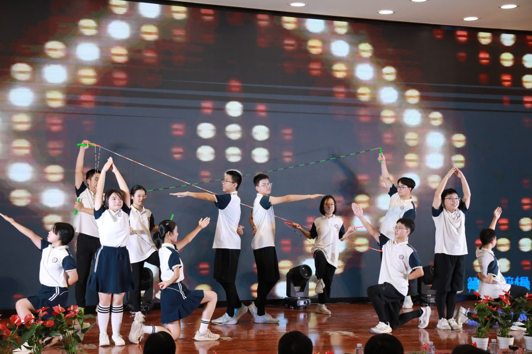 科技成就精彩，创新引领未来—北京十一学校&科一中科技联欢(图12)