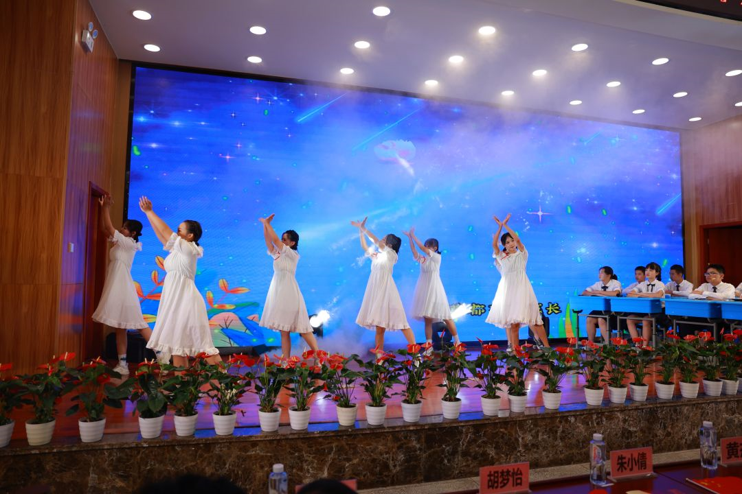 不忘来时路，建功新时代——科学城一中开学第一课震撼启幕！(图27)