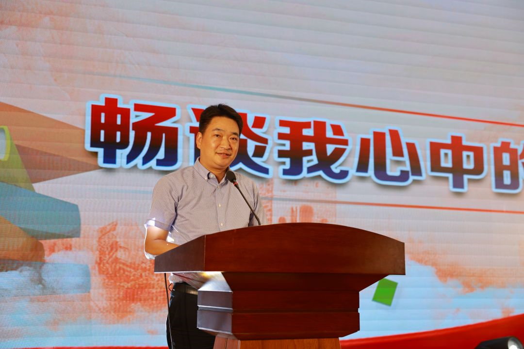 CENTV《校长说》——开学第一讲丨科学城一中邓友山校长“开学第一课”在中国教育网络电视台开讲(图3)