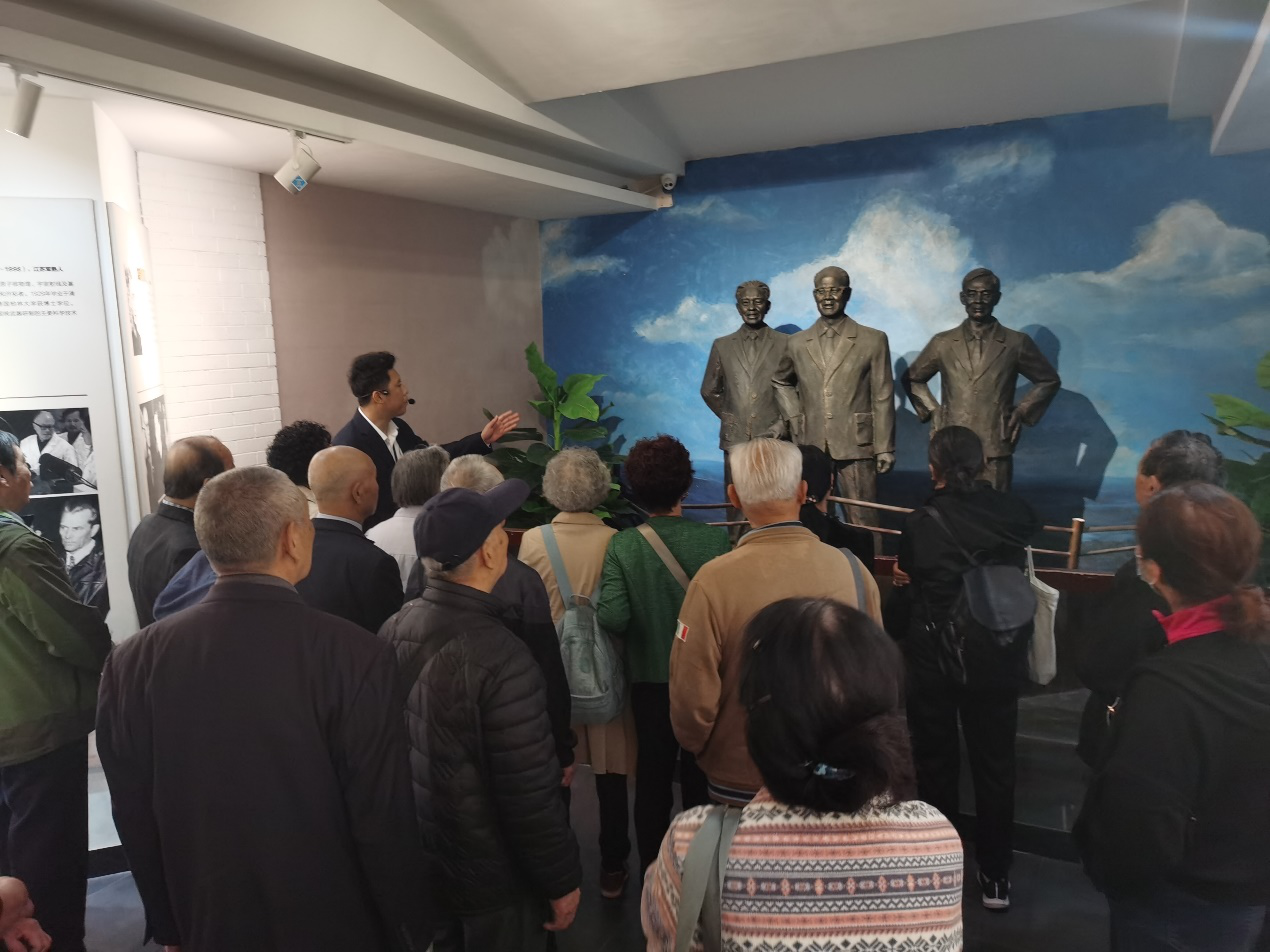 弘扬两弹精神 传承红色血脉——春雷街道党工委组织社区党支部寻根活动(图6) 弘扬两弹精神 传承红色血脉——春雷街道党工委组织社区党支部寻根活动(图6)