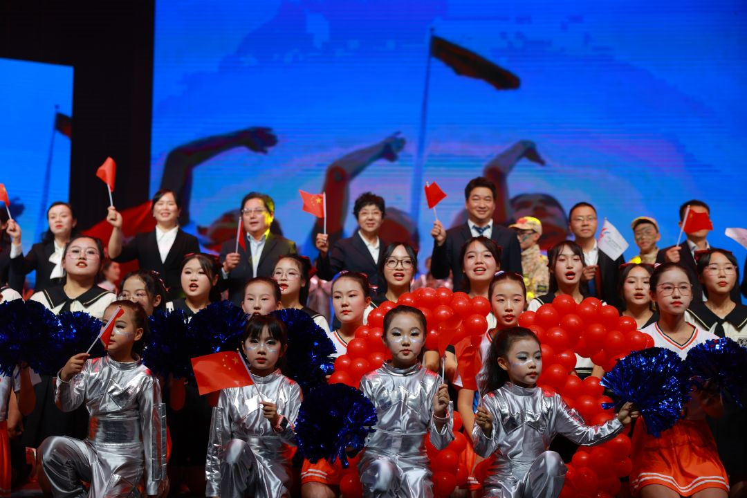 建功新时代，一起向未来——科学城一中校园艺术节精彩直击(图42)