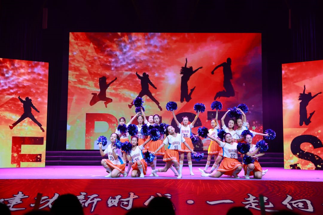 建功新时代，一起向未来——科学城一中校园艺术节精彩直击(图37)