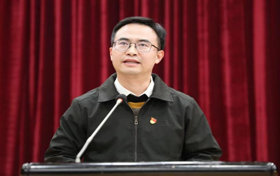 院党委常委、副院长黄明一行到职工医院 宣布干部任免决定(图4) 图片46.png