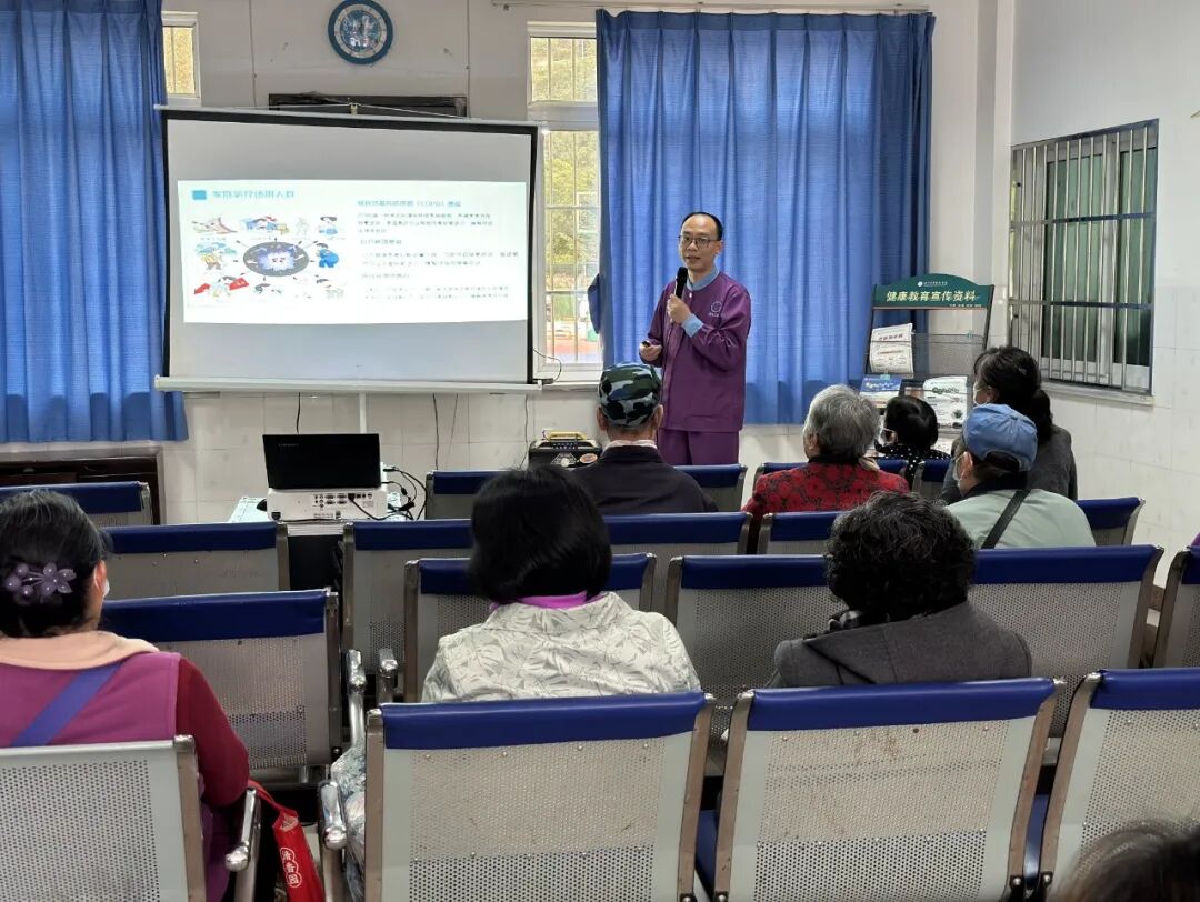 流感高发季!这场 “党建 + 义诊” 双向奔赴,暖透民心~(图2) 456.jpg