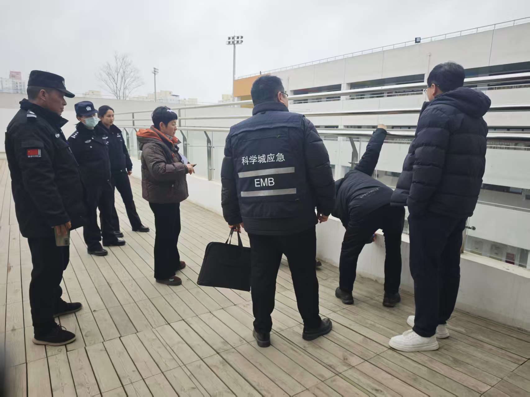 筑牢冬春安全屏障 守护校园平安稳定(图2) 2.jpg