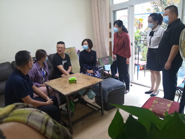 爱在中秋 喜迎佳节--卫生管理处党支部开展 “特色主题党日”活动