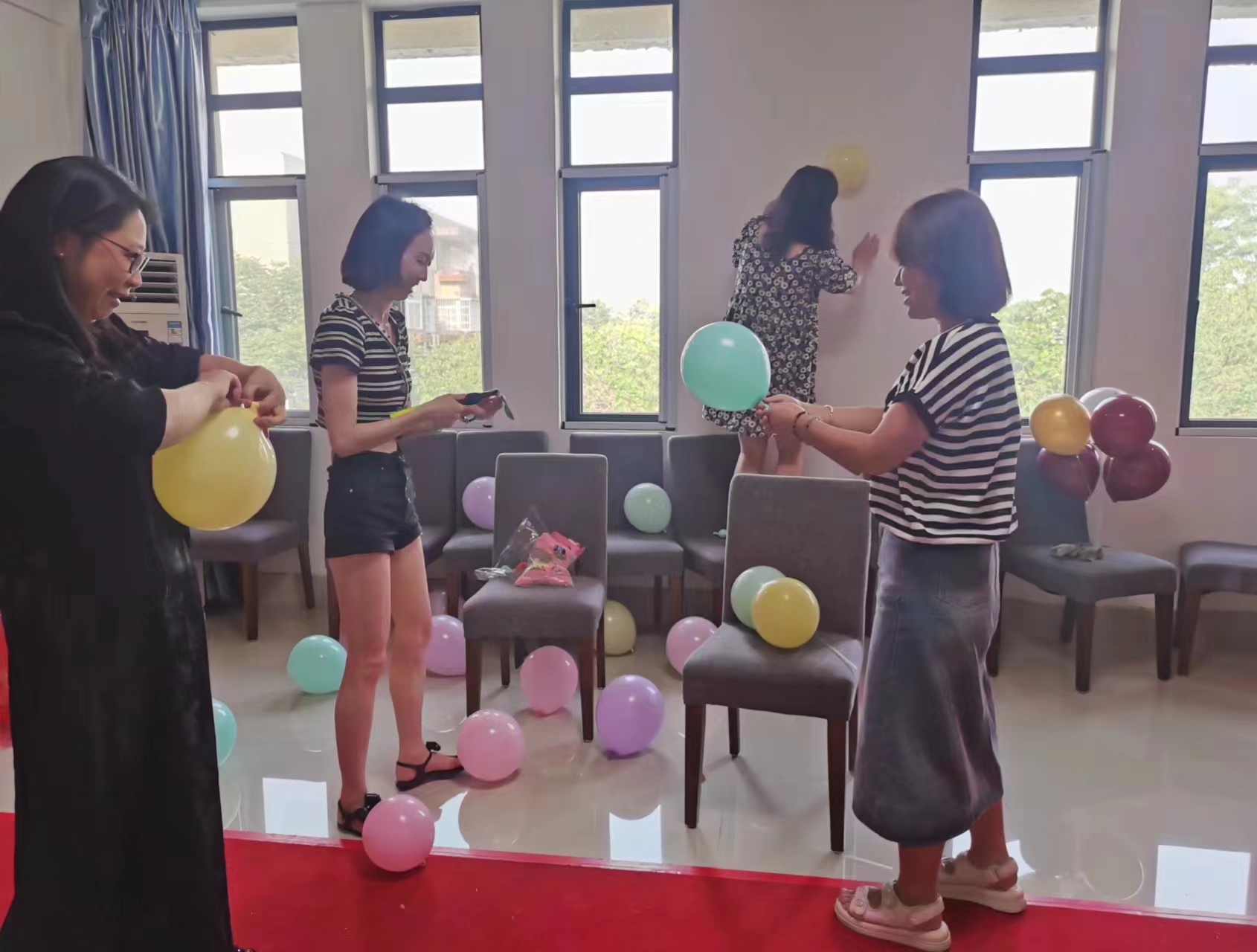 科学城民政局“520”为爱加班 为幸福助力(图2) 科学城民政局“520”为爱加班 为幸福助力(图2)